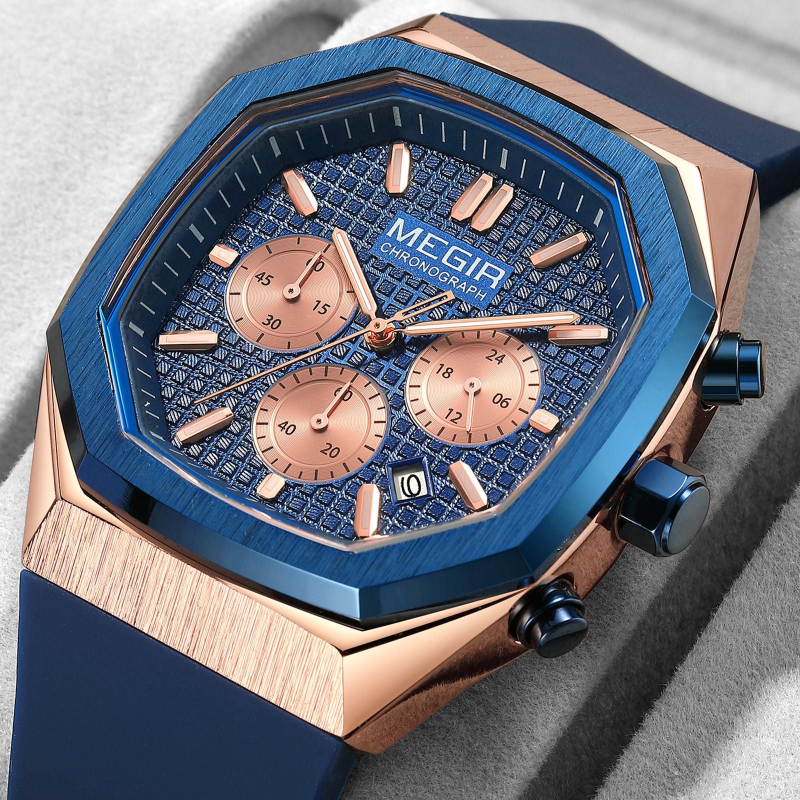 MEGIR Fashion Sport Military Watches for Men Luxury Quartz Wristwatch Silicone Strap Waterproof Date Clock 24-hour Reloj Hombre 2215